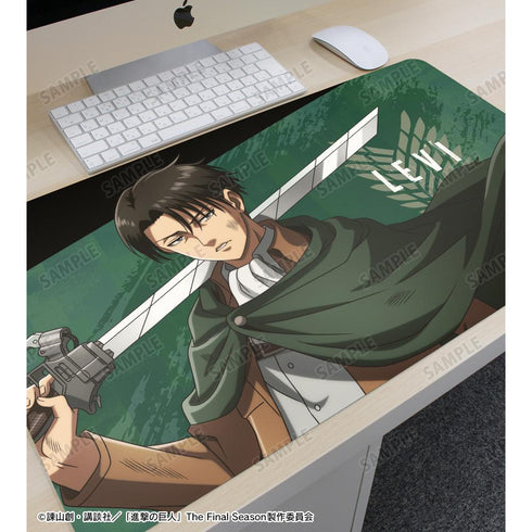 『進撃の巨人』描き下ろし リヴァイ 戦いの後でver. マルチデスクマット